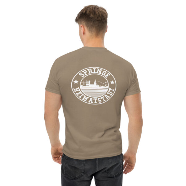 Klassisches Unisex T-Shirt – Bild 50