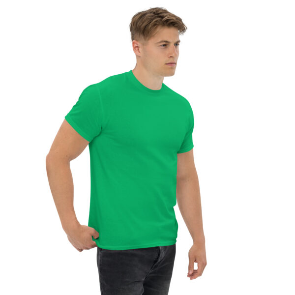 Klassisches Unisex T-Shirt – Bild 101
