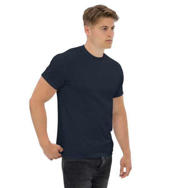 Klassisches Unisex T-Shirt – Bild 62