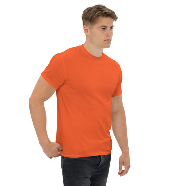Klassisches Unisex T-Shirt – Bild 94