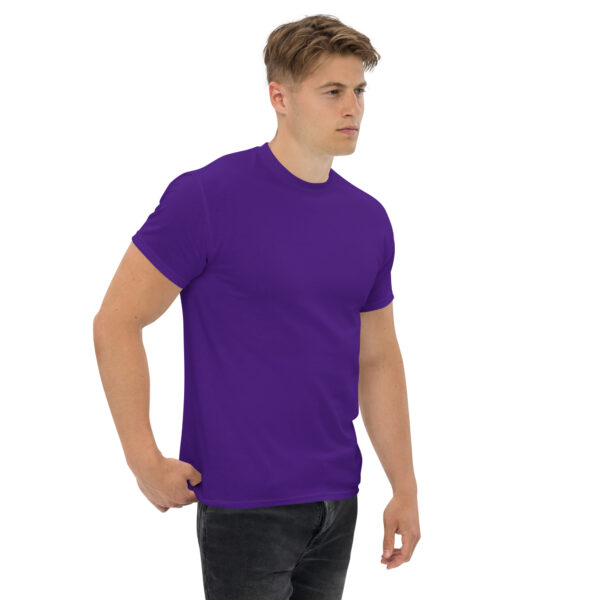 Klassisches Unisex T-Shirt – Bild 66