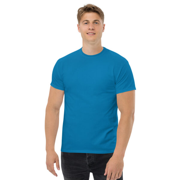 Klassisches Unisex T-Shirt – Bild 75